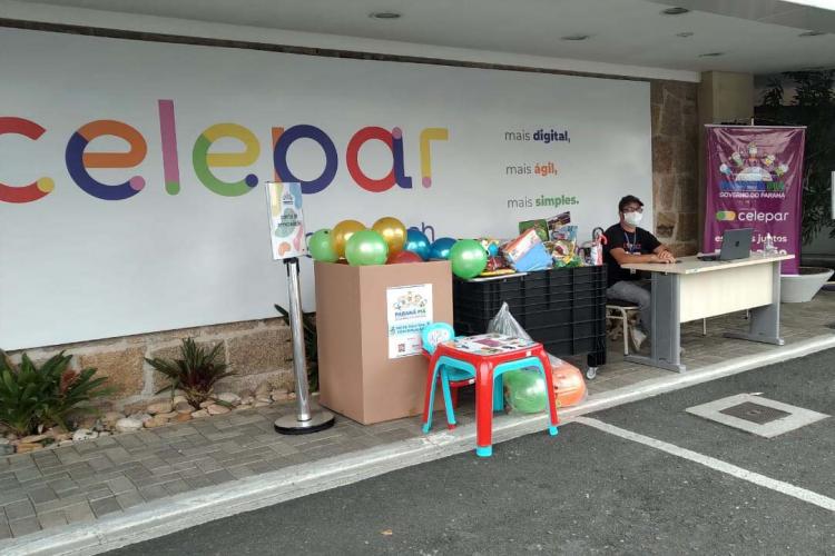 Celepar arrecada brinquedos para a campanha Paraná Piá
