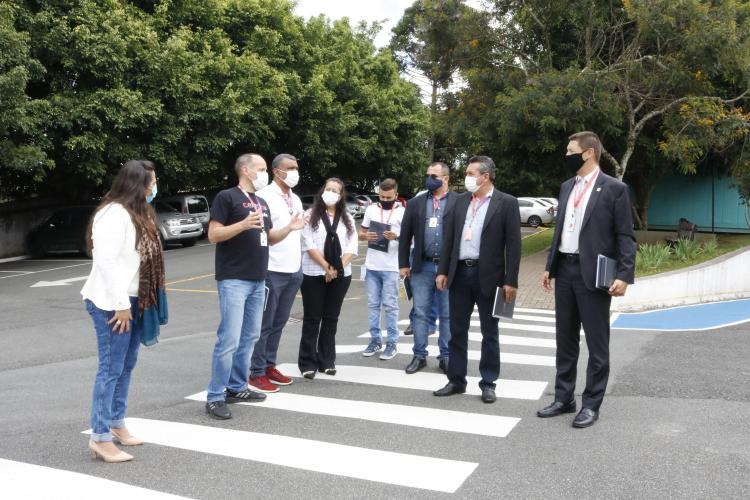 Vereadores de municípios paranaenses conhecem estrutura e soluções da Celepar