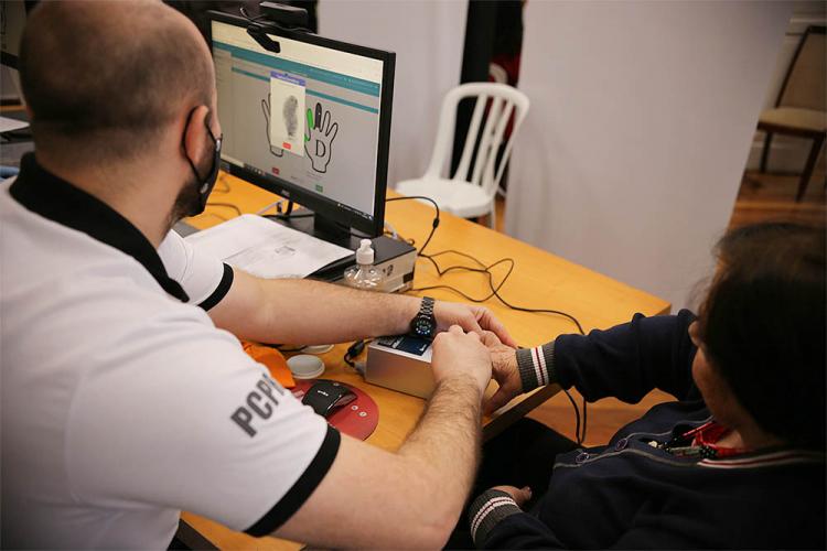 1,4 mil segundas vias de RG já foram geradas após ampliação do serviço online; veja como fazer