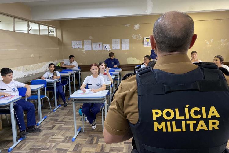 Com inteligência artificial, Celepar torna escolas do Paraná mais seguras