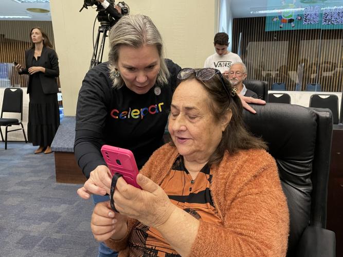 Curso de smartphone para idosos tem nova edição no dia 25