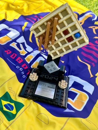 Patrocinada pela Celepar, equipe paranaense de robótica conquista prêmio em torneio nos Estados Unidos