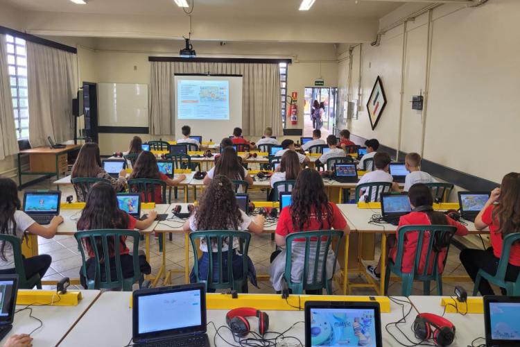 Celepar na educação do Paraná: estado lidera ranking geral do Ideb