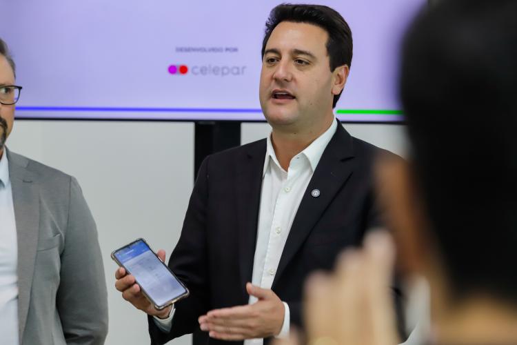 Curitiba, 25 de outubro de 2024 - Apresentação para o governador Carlos Massa Ratinho Junior do aplicativo Sou Paraná Conecta, destinado para servidores estaduais.