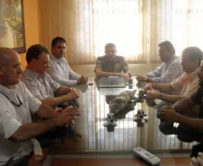 A equipe da Celepar foi recebida no 2º Batalhão de Polícia Militar pelo tenente-coronel Airton Sérgio Diniz