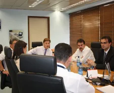 Reunião SEDU e Celepar na sede da empresa