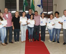 Entrega de certificados aos monitores em Nova Esperança