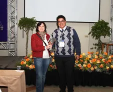Maria Soares e Vinícius Moura autores do projeto premiado