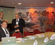 Participantes da 117ª Reunião Ordinária do Conselho das Associadas da Associação Brasileira de Entidades Estaduais de Tecnologia da Informação e Comunicação (Abep) em Curitiba/PR, nos dias 09 e 10 de fevereiro de 2012