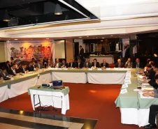 Participantes da 117ª Reunião Ordinária do Conselho das Associadas da Associação Brasileira de Entidades Estaduais de Tecnologia da Informação e Comunicação (Abep) em Curitiba/PR, nos dias 09 e 10 de fevereiro de 2012