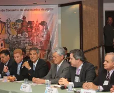 O secretário de Infraestrutura e Logísitca, José Richa Filho, no seu discurso na abertura da 117ª Reunião Ordinária do Conselho das Associadas da Associação Brasileira de Entidades Estaduais de Tecnologia da Informação e Comunicação (Abep) em Curitiba/PR, nos dias 09 e 10 de fevereiro de 2012
