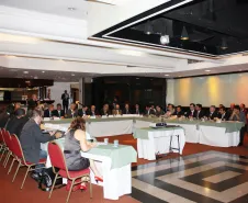 Participantes da 117ª Reunião Ordinária do Conselho das Associadas da Associação Brasileira de Entidades Estaduais de Tecnologia da Informação e Comunicação (Abep) em Curitiba/PR, nos dias 09 e 10 de fevereiro de 2012