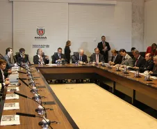 O Governo do Paraná lançou nesta segunda-feira (22) o novo site do Departamento de Trânsito do Paraná e o serviço de renovação automática da Carteira Nacional de Habilitação