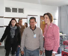 Valderi Pereira da Silva e a secretária da Justiça, Maria Tereza Uille Gomes
