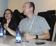 Silvia Angélica de Oliveira e José Eduardo Rodrigues, analistas da celepar que participaram da reunião com a SEMA