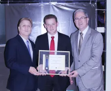 Jacson Carvalho Leite, o prefeito de Ipiranga, Roger Selski e Agenor Carvalho Dias