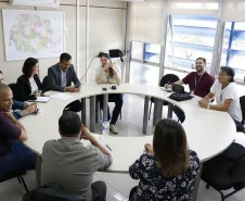O presidente Jacson Carvalho Leite e o diretor de tecnologia da informação, Danilo Scalet no estande da Celepar no Latinoware 2011. O evento acontece no Parque Tecnológico Itaipu (PTI)