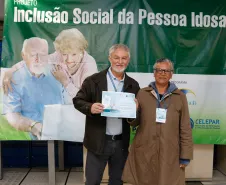 Mais uma turma com alunos da terceira idade foi formada pela Celepar. Ao todo, 58 pessoas com idade acima de 60 anos participaram do Curso Básico de Smartphone que a companhia oferta gratuitamente.