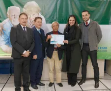 Mais uma turma com alunos da terceira idade foi formada pela Celepar. Ao todo, 58 pessoas com idade acima de 60 anos participaram do Curso Básico de Smartphone que a companhia oferta gratuitamente.