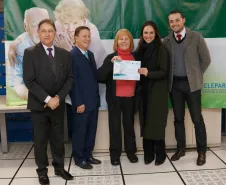 Mais uma turma com alunos da terceira idade foi formada pela Celepar. Ao todo, 58 pessoas com idade acima de 60 anos participaram do Curso Básico de Smartphone que a companhia oferta gratuitamente.
