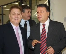 Presidente Jacson Carvalho Leite e o diretor do Instituto de Identificação do Paraná, Neston Tadeu Rocha em uma das reuniões para avaliar soluções de modernidade ao IIPR, entre elas, a emissão do agendamento online da emissao da carteira de identidade
