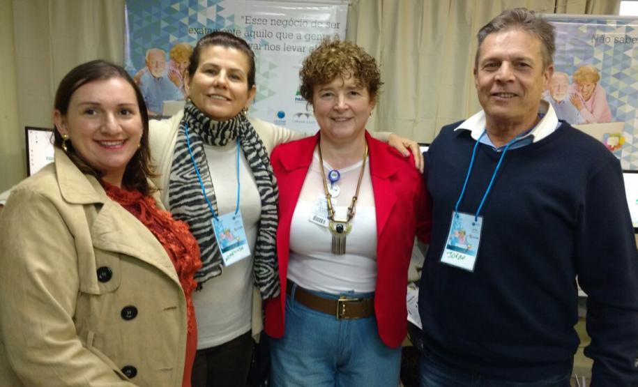 Diretora da Biblioteca Cidadã, Primeira-dama, Instrutora e Prefeito de Douradina