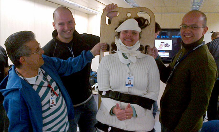 Empregados da Celepar participam de treinamento de primeiros socorros