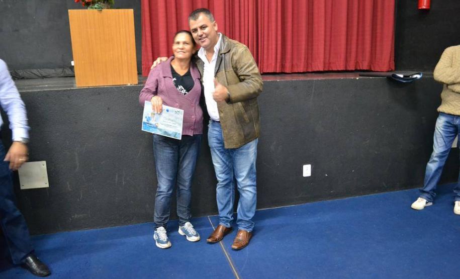 Celepar leva capacitação em internet e redes sociais aos idosos de Ribeirão do Pinhal