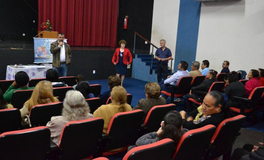 Celepar leva capacitação em internet e redes sociais aos idosos de Ribeirão do Pinhal