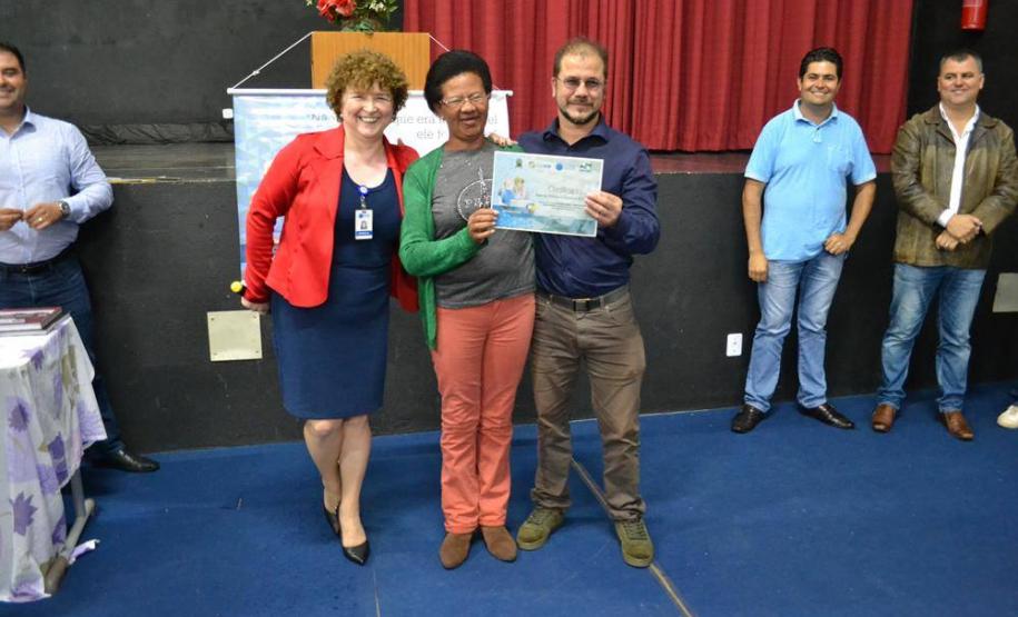 Celepar leva capacitação em internet e redes sociais aos idosos de Ribeirão do Pinhal