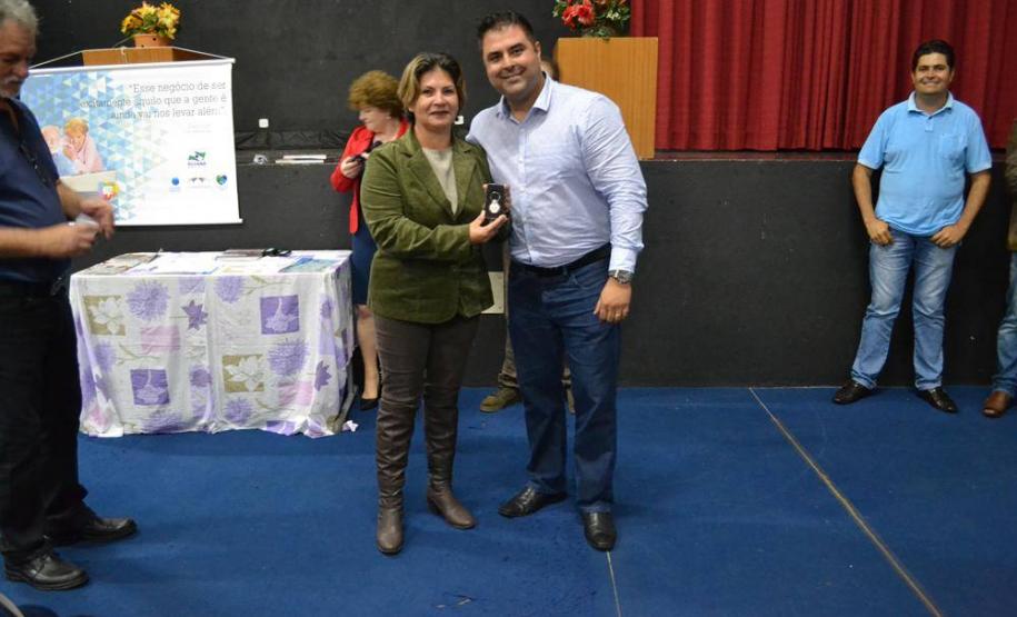 Celepar leva capacitação em internet e redes sociais aos idosos de Ribeirão do Pinhal