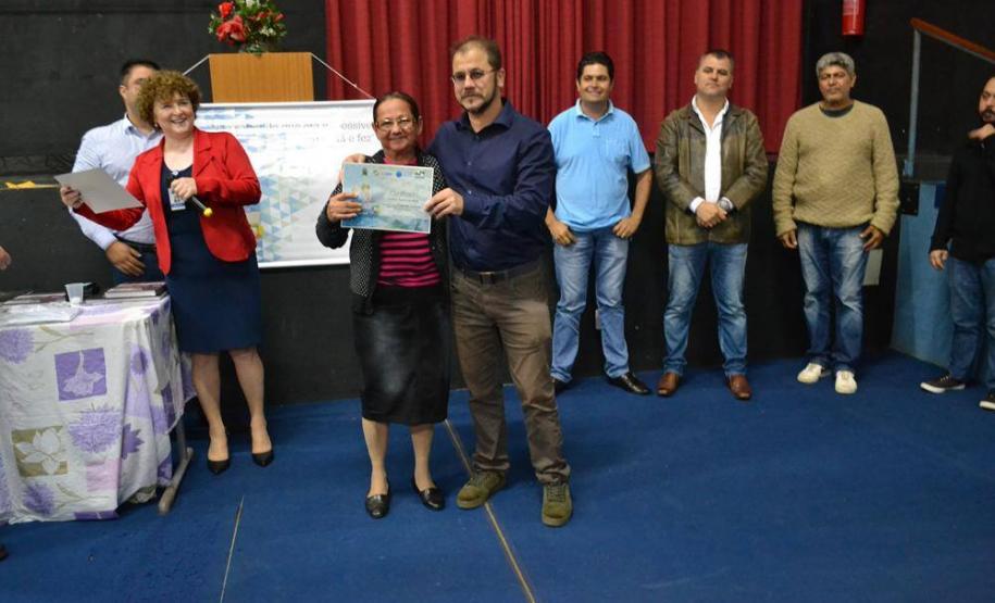 Celepar leva capacitação em internet e redes sociais aos idosos de Ribeirão do Pinhal