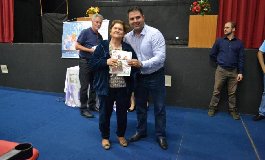 Celepar leva capacitação em internet e redes sociais aos idosos de Ribeirão do Pinhal