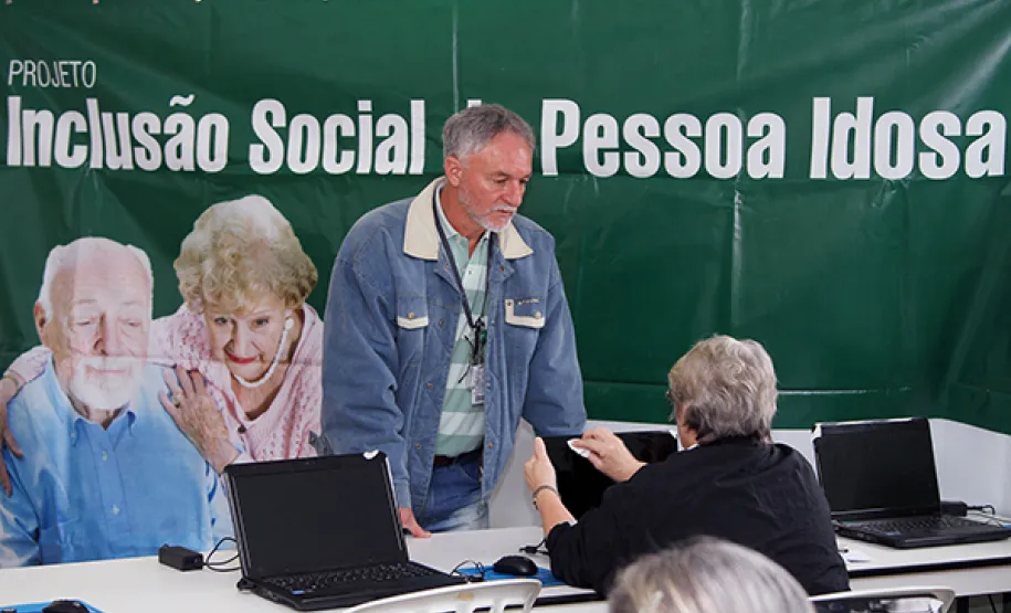 Boqueirão recebe nova edição do curso de acesso à internet e redes sociais voltado às pessoas idosas