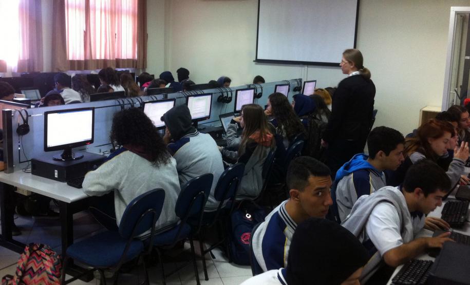 Projeto voltado à educação digital é desenvolvido por empregados da Celepar
