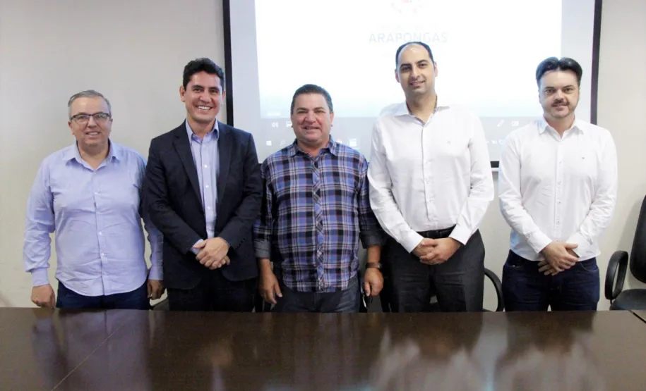 Prefeitura de Arapongas implanta Central 156