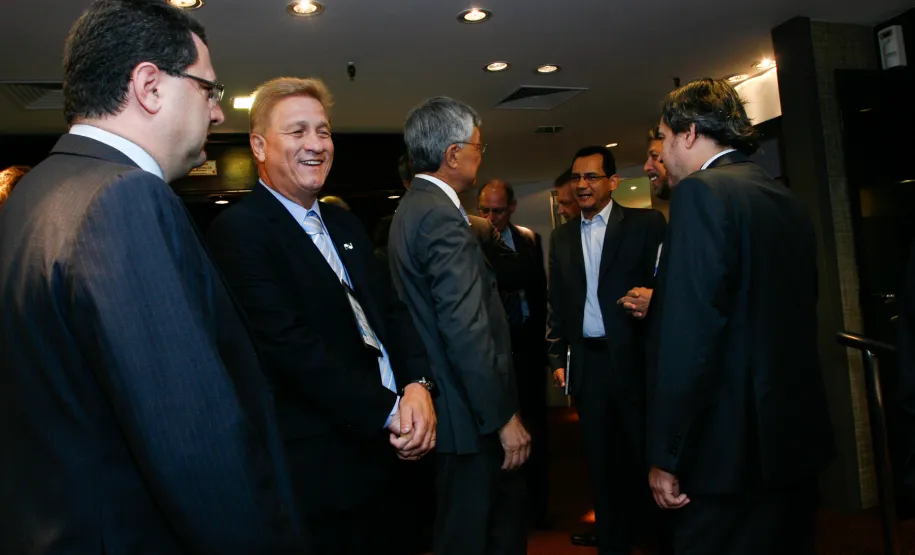 Evento nacional de informática pública discute modernização do Estado em Curitiba Participantes da 117ª Reunião Ordinária do Conselho das Associadas da Associação Brasileira de Entidades Estaduais de Tecnologia da Informação e Comunicação (Abep) em Curitiba/PR, nos dias 09 e 10 de fevereiro de 2012