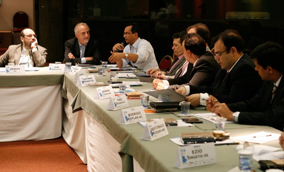 Evento nacional de informática pública discute modernização do Estado em Curitiba