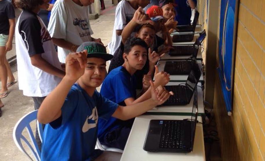 UPS Cidadania realiza cerca de 9 mil atendimentos em feira de serviços com participação da Celepar