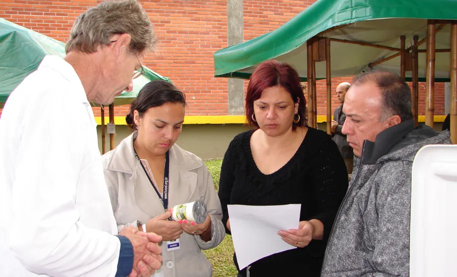 O agricultor João Tanto produz coalhadas, queijos e manteiga, tudo sem agrotóxico