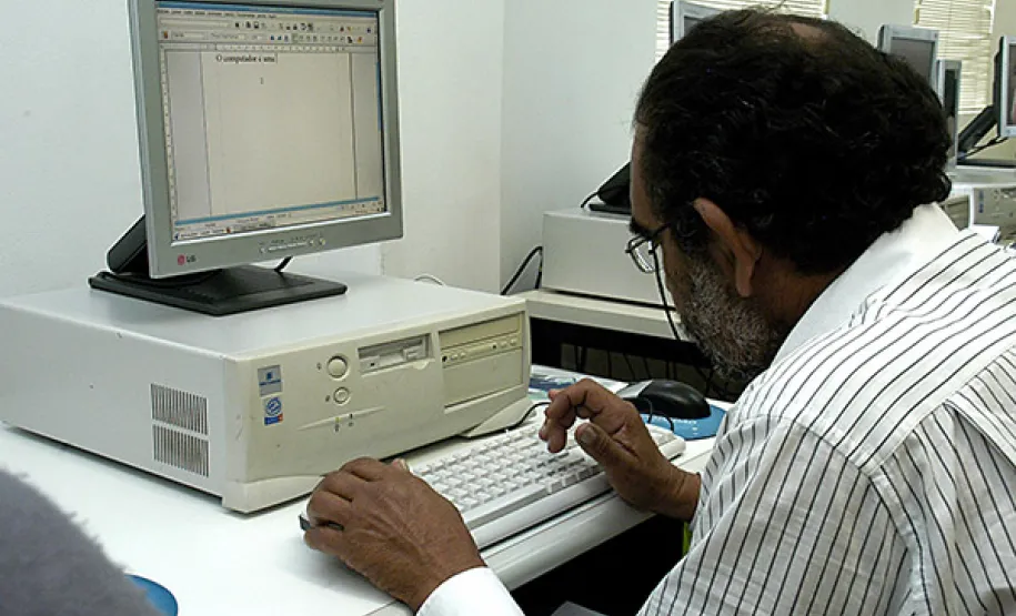 Capacitação em informática auxilia na inclusão social da pessoa idosa