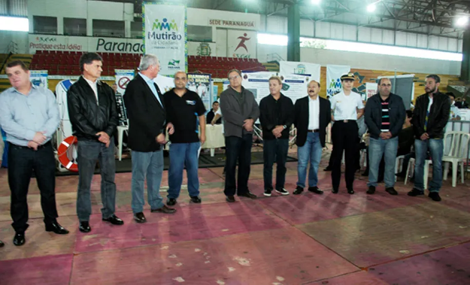 Com o apoio da Celepar, Mutirão da Cidadania atendeu cerca de 500 mil paranaenses O mutirão da Cidadania edição 2014 começou em Paranaguá com muita chuva, mas mesmo assim o publico esteve presente no ginásio municipal. 08-06-2014.
