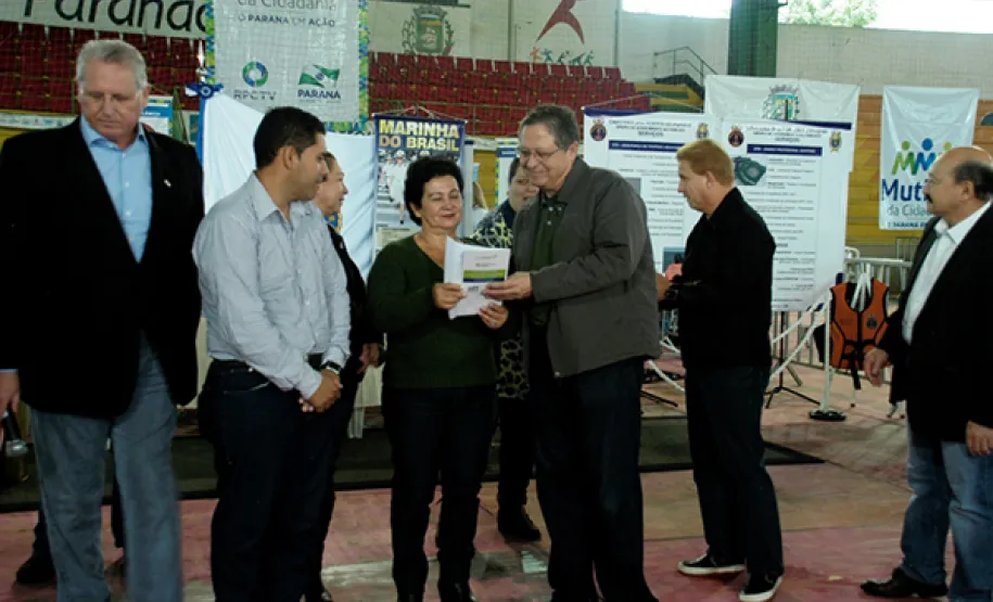 Celepar participa em Paranaguá do primeiro Mutirão da Cidadania de 2014 Mutirão da Cidadania em Paranaguá
