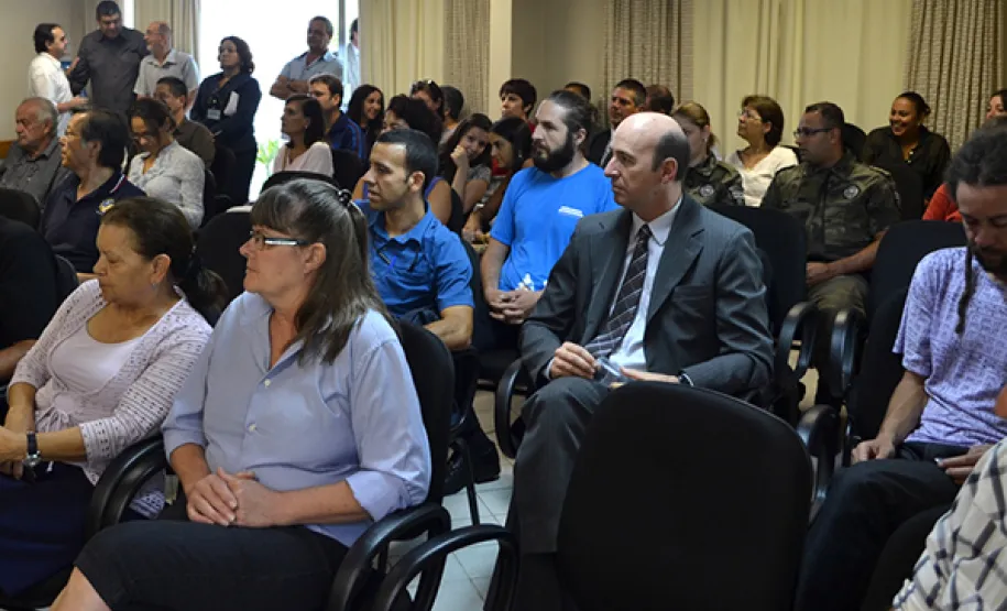 Governo e cicloativistas preparam programa de incentivo à bicicleta Representantes da Companhia de Tecnologia da Informação e Comunicação do Paraná no evento, o gerente de logística e infraestrutura (GLI), Altamir Brun, e o analista e integrante do Ciclo Paraná, Luis Claudio Brito Patricio, acreditam que esta ação poderá evidenciar a ciclomobilidade no Estado