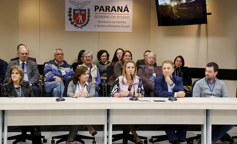 16/05/2017 - Secretaria da Família inaugura novo espaço para treinamento a distância Sala de Gestão será utilizada pelas unidades da Secretaria e pelos conselhos para capacitações, reuniões e conferências