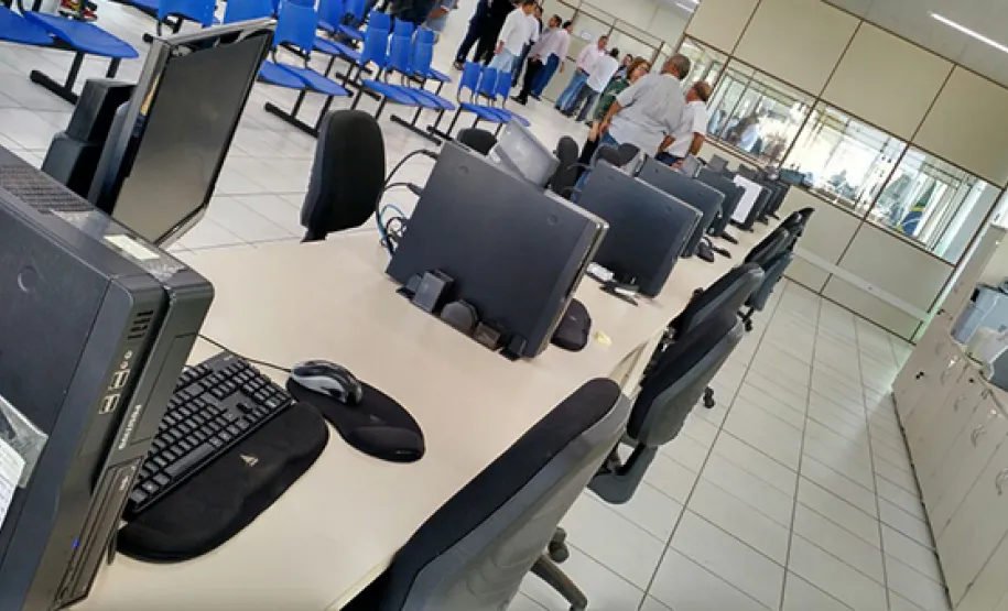 Muita alegria na entrega dos certificados para 108 formandos em Paiçandu