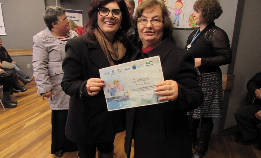 Curso de Acesso à Internet e Redes Sociais inclui mais de 60 idosos de Pato Branco no mundo digital