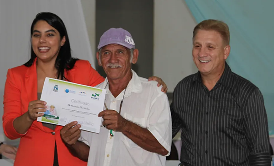 Foz do Iguaçu forma a segunda turma da capacitação de acesso à internet e redes sociais