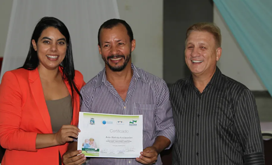Foz do Iguaçu forma a segunda turma da capacitação de acesso à internet e redes sociais