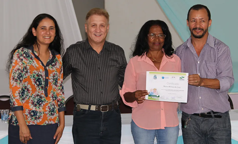 Foz do Iguaçu forma a segunda turma da capacitação de acesso à internet e redes sociais